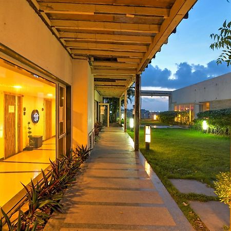 Hotel Urban Asia Calcutá Exterior foto